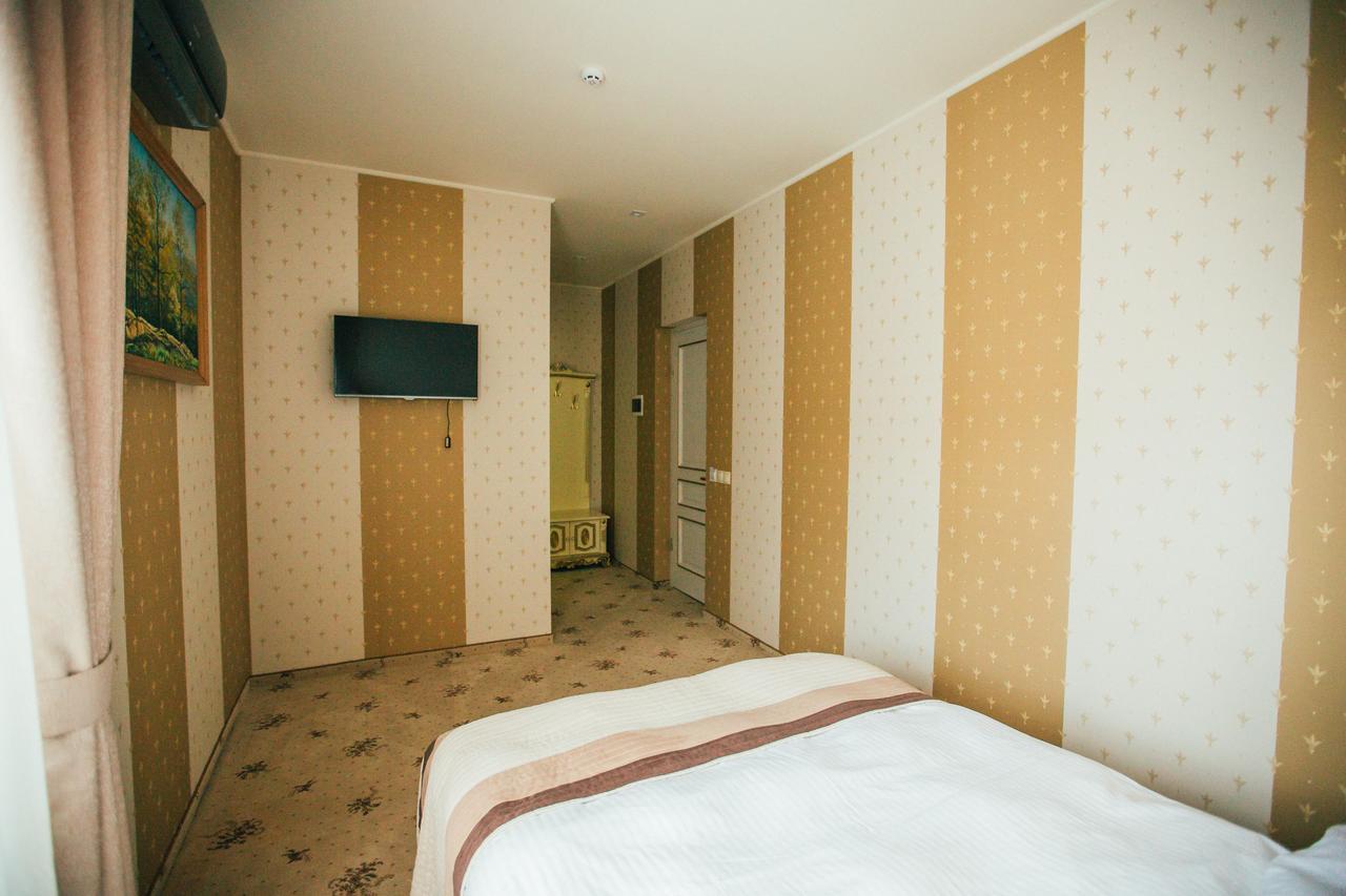 Prince Hust Exterior foto