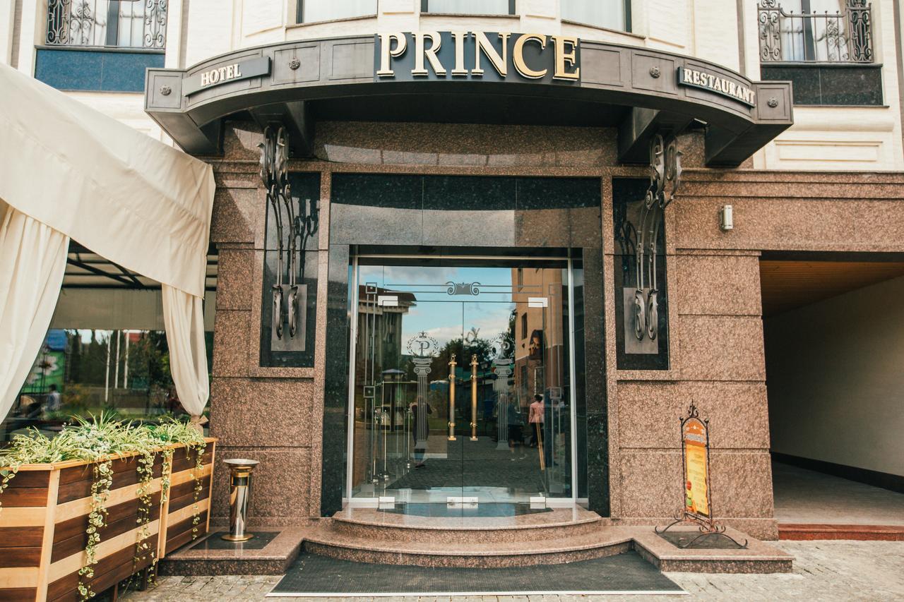 Prince Hust Exterior foto